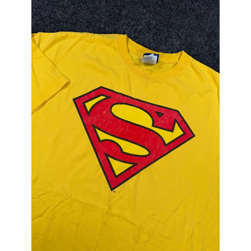 Vintage Superman Logo T Shirt Mens 2XL Yellow DC Comics Graphic Tee